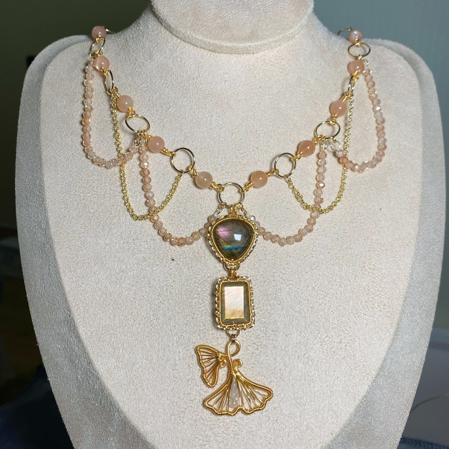 Handmade Labradorite And Gingko Necklace