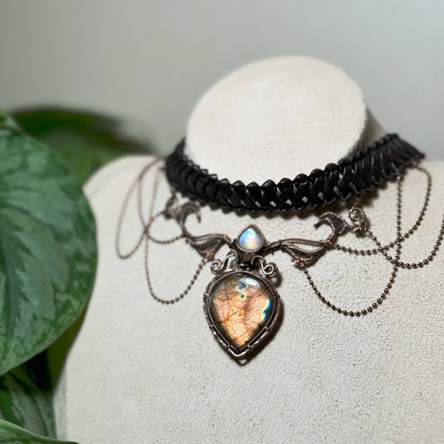 Handmade Antiqued Labradorite Choker - Wire Wrapped Jewelry