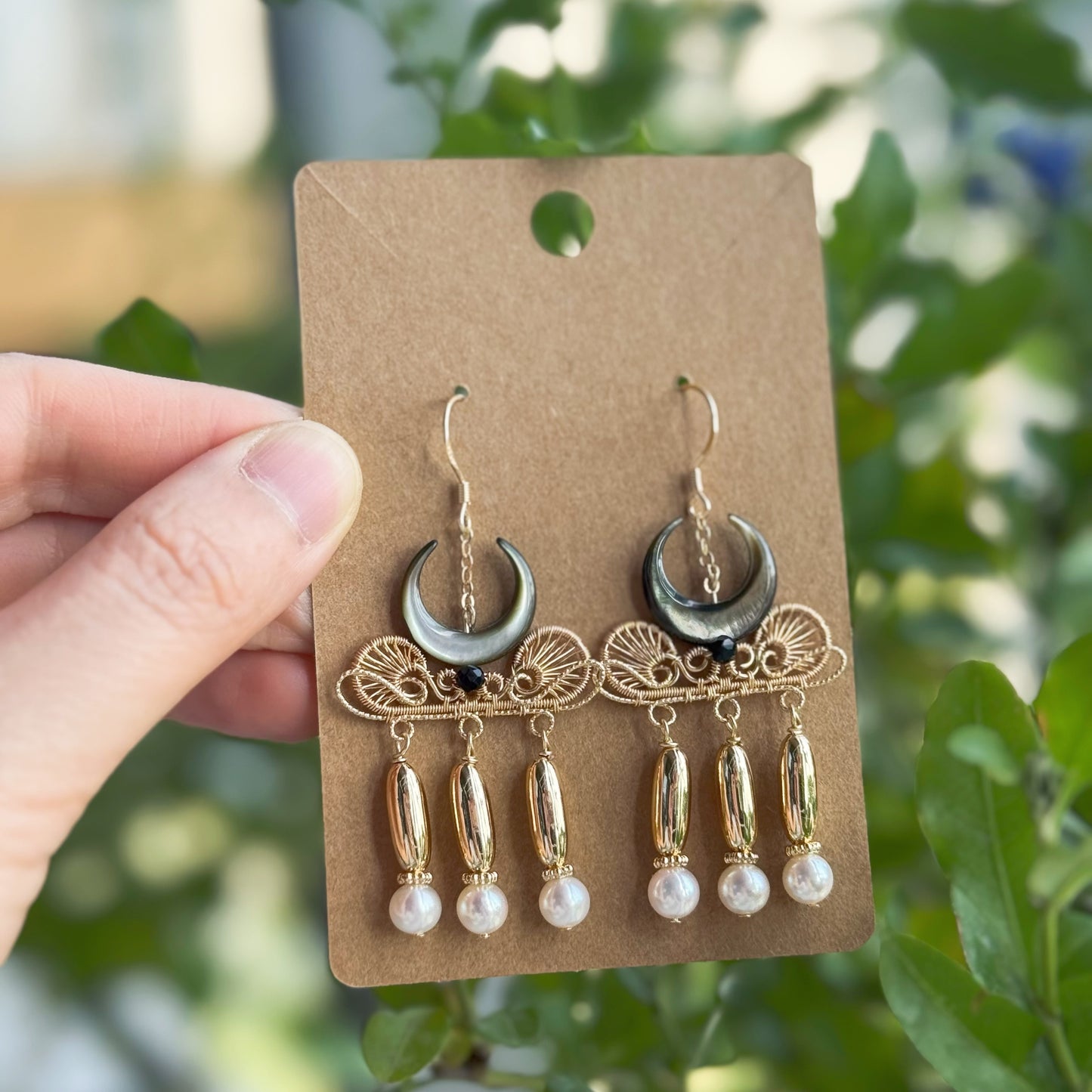 [Gladiator] Handmade Mother Of Pearl Earrings - Wire Wrapped Jewelry