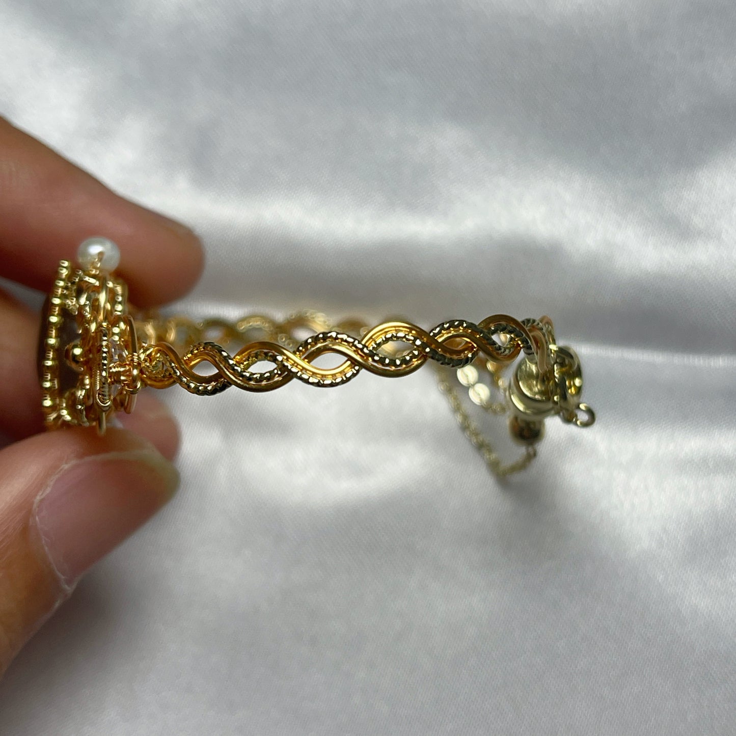 Handmade Grey Labradorite Bracelet - Wire Wrapped Jewelry
