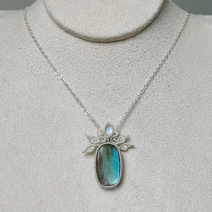 Handmade Leaves And Labradorite Necklace - Wire Wrapped Jewelry