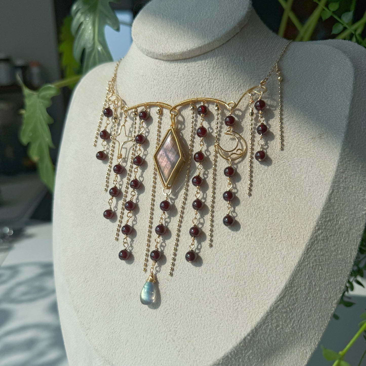 [Waterfall] Handmade Labradorite And Garnet Necklace - Wire Wrapped Jewelry