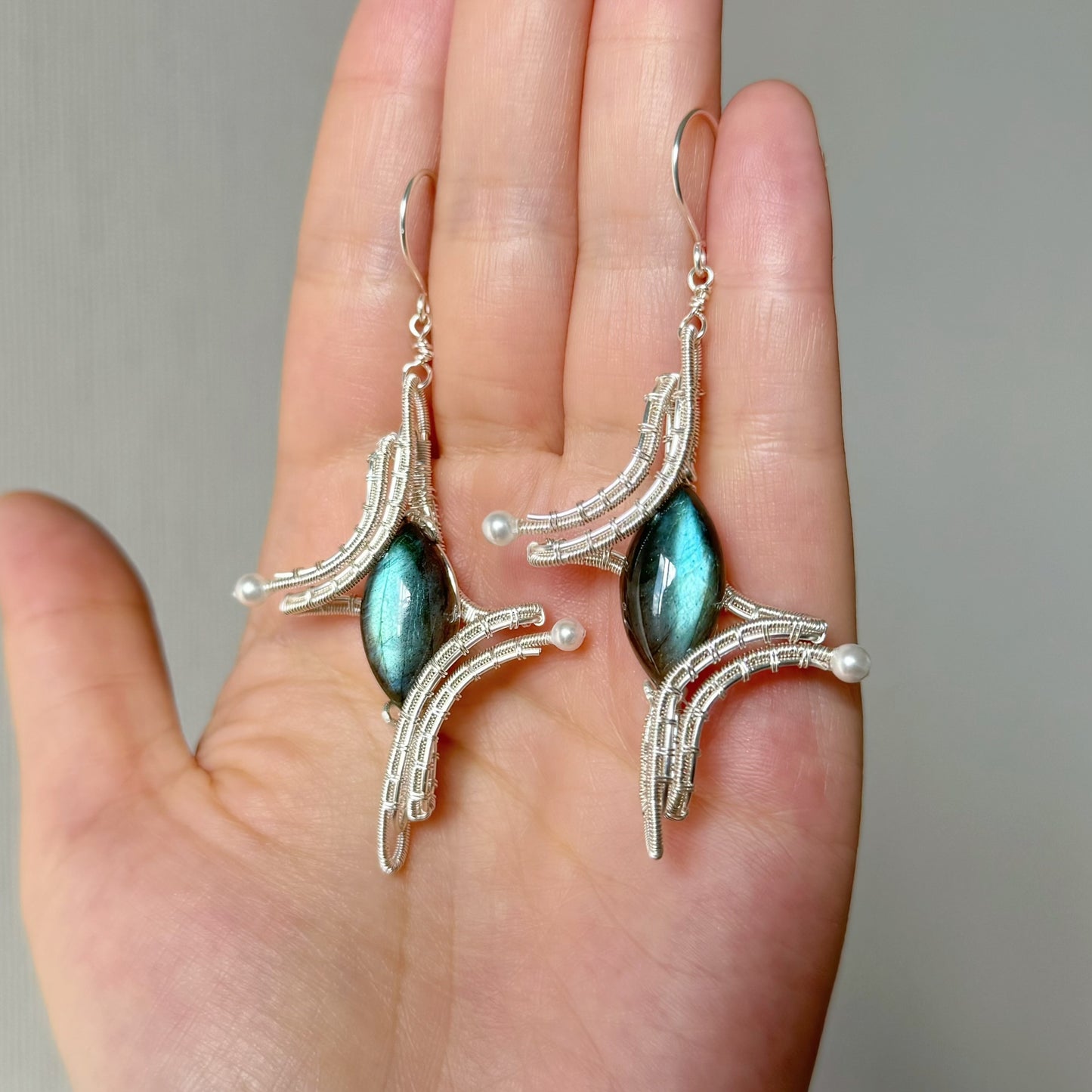 「Star」Handmade Blue Labradorite Earrings - Wire Wrapped Jewelry