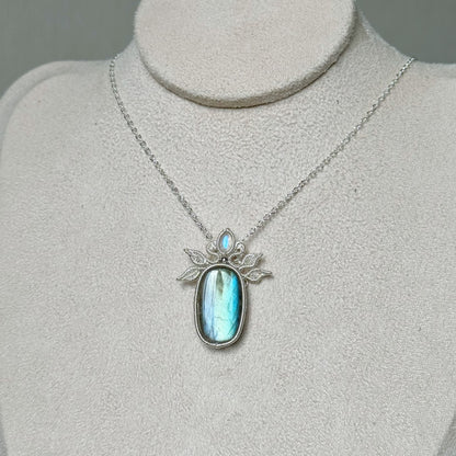 Handmade Leaves And Labradorite Necklace - Wire Wrapped Jewelry